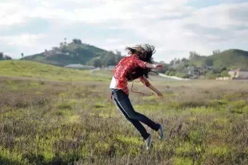 挑瓜吃瓜拍照姿势视频,解锁挑瓜吃瓜的时尚拍照姿势